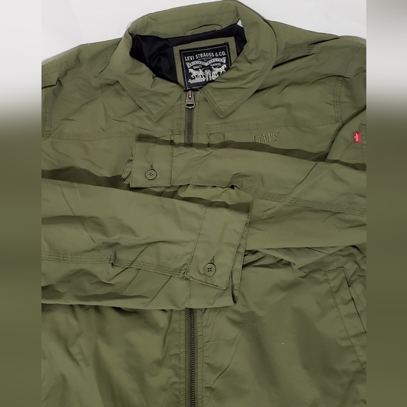 Levi's Jacket, water-resistant, fully lined. Unisex, EUC! - Picture 15 of 15